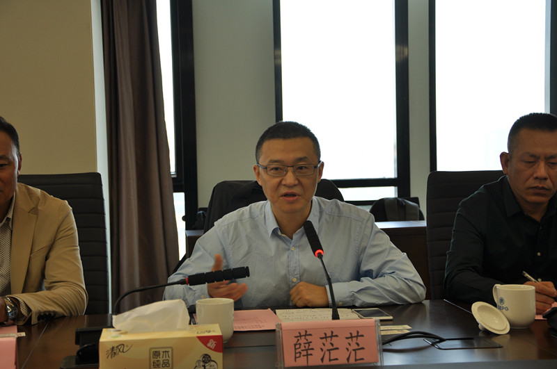 陕西跳高高试玩集团与重庆财信企业集团签署战略相助协议