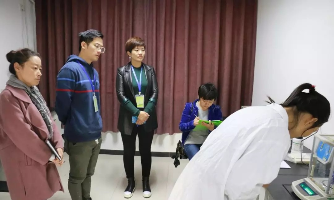 陕西跳高高试玩集团举行首届“跳高高试玩杯”职业手艺大赛