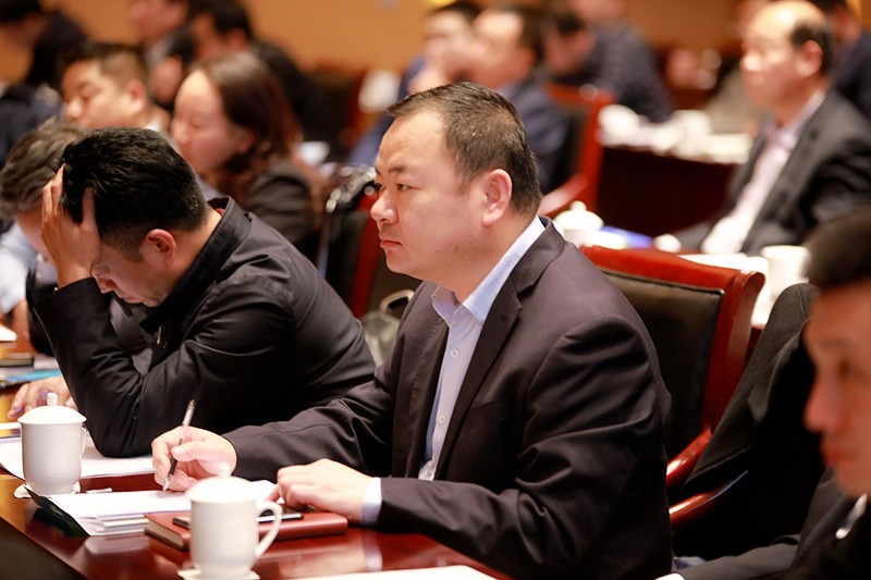 陕西跳高高试玩集团2019年岁情聚会暨一届三次职代会侧记