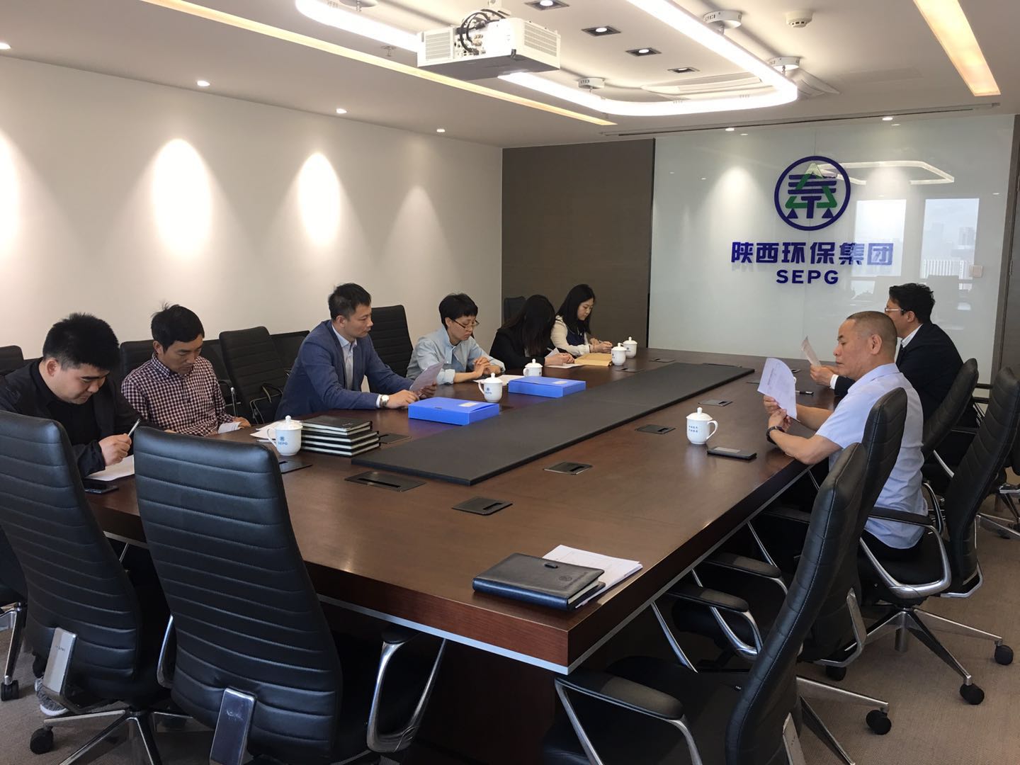 驻省国资委纪检组检查陕西跳高高试玩集团党风廉政建设事情