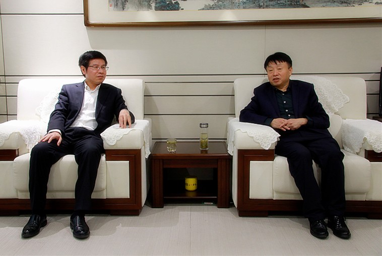 陕西跳高高试玩集团携手农刊行陕西省分行开展黄河流域生态；；は钅肯嘀芰蓟⒆蘧辗匠鱿