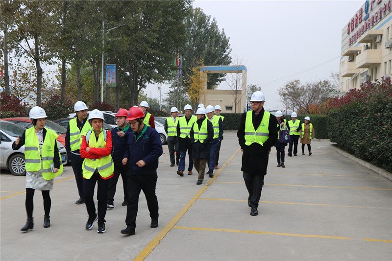 陕西省—比利时跳高高试玩企业对接会召开｜陕西跳高高试玩集团作主旨推介