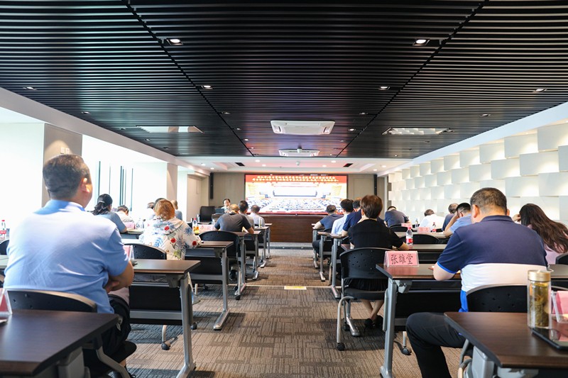 陕西跳高高试玩集团组织开展习近平总书记来陕考察主要讲话精神专题向导