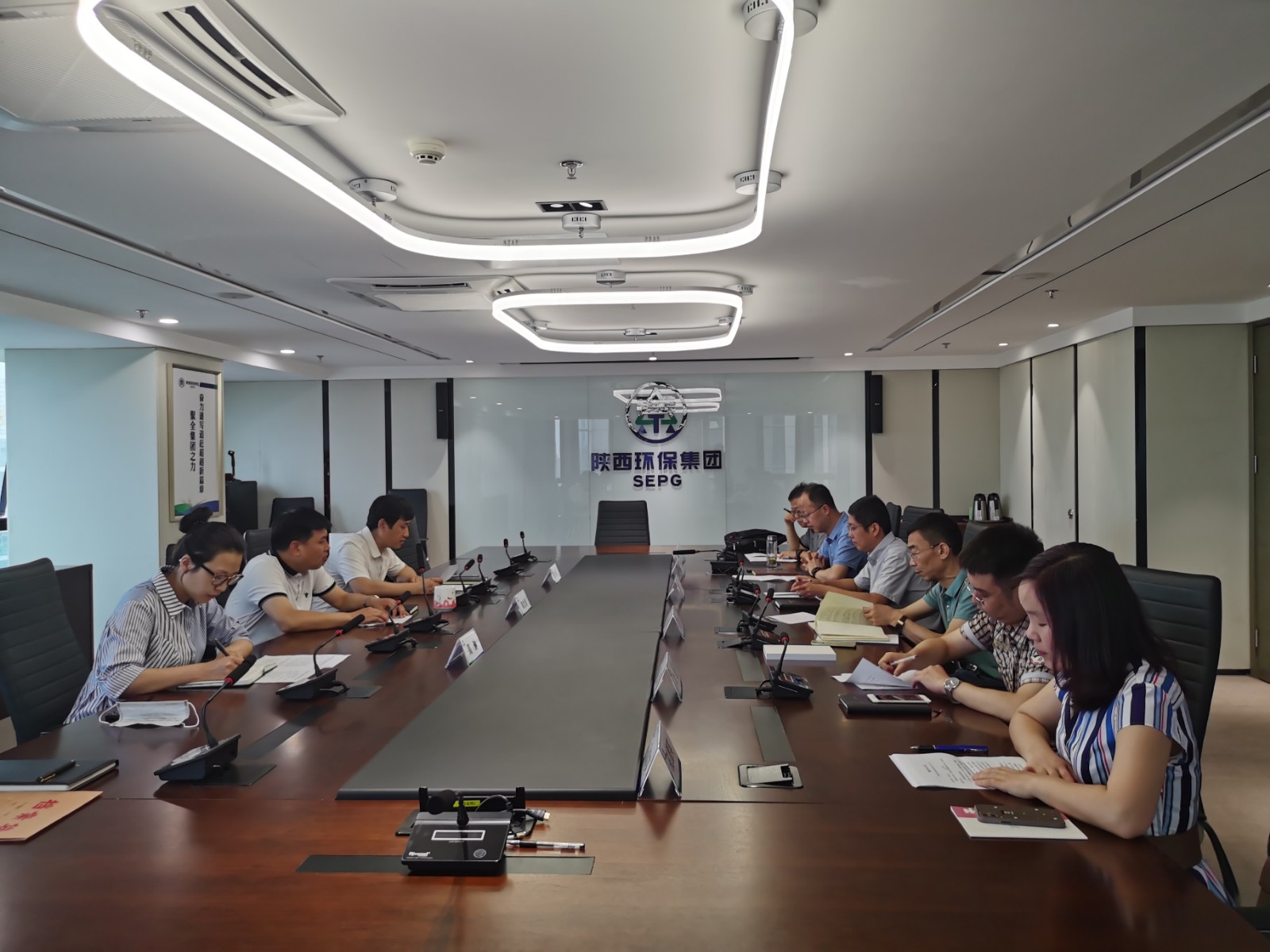 陕西跳高高试玩集团纪委组织6名新任职向导干部加入廉政考试及廉政谈话