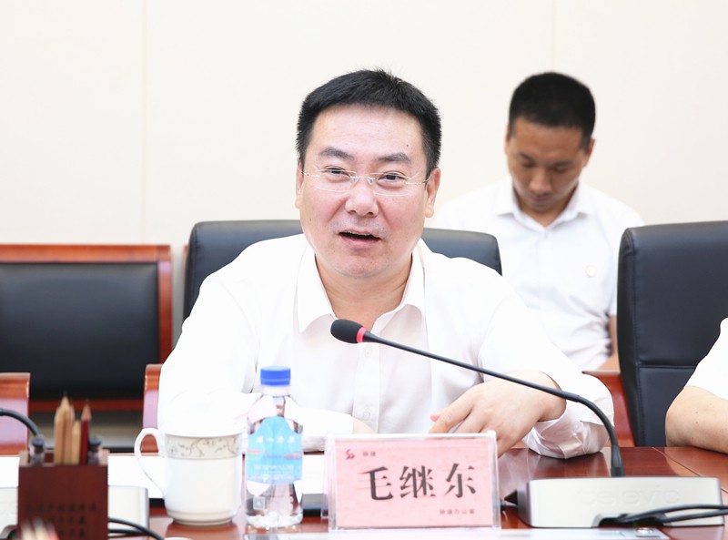 陕西跳高高试玩集团与陕西建工集团交流座谈