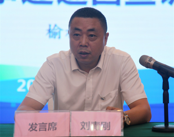 聆听劳模故事 感受劳模实力——陕西跳高高试玩集团劳模先进事迹宣讲团走进榆林